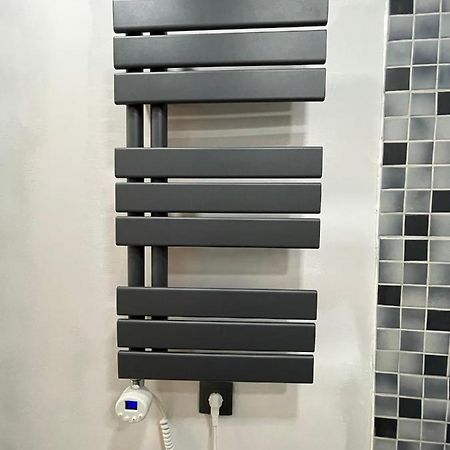 דירות ברלין Bright: Flat With Balcony - Kitchen - Free Parking מראה חיצוני תמונה