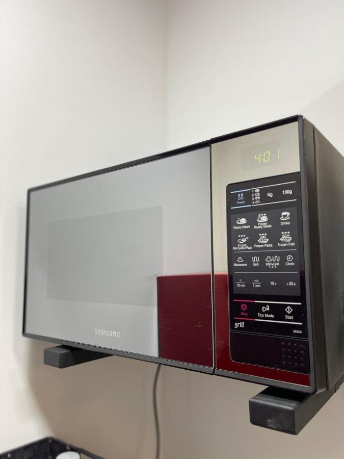 דירות ברלין Bright: Flat With Balcony - Kitchen - Free Parking מראה חיצוני תמונה